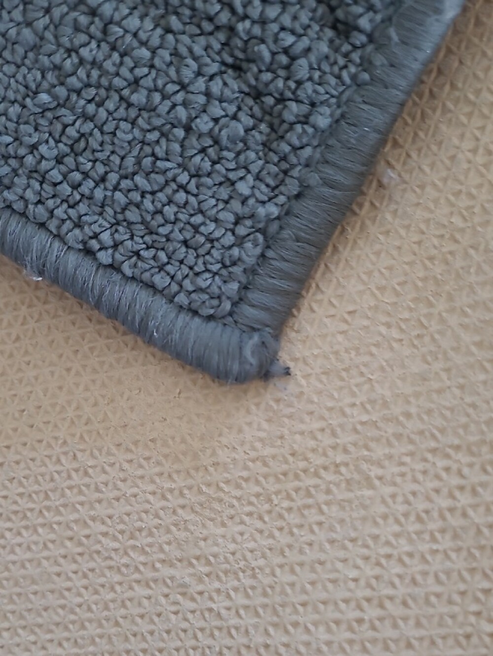 Gray Textured Throw Rug - Picture 5 of 5